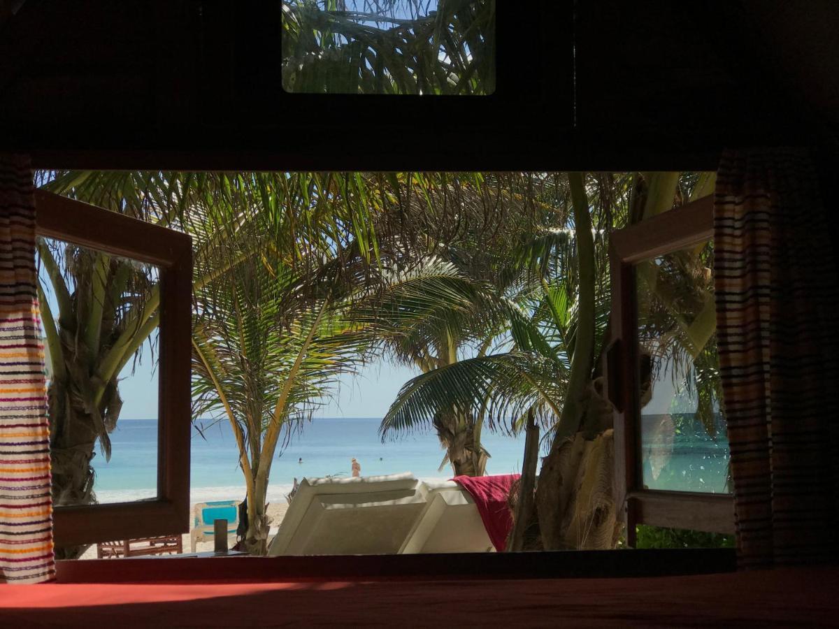 Chavez Eco Beach Camping And Cabanas Tulum Zewnętrze zdjęcie