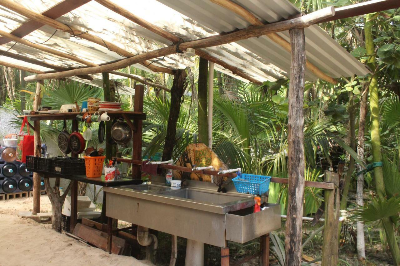 Chavez Eco Beach Camping And Cabanas Tulum Zewnętrze zdjęcie